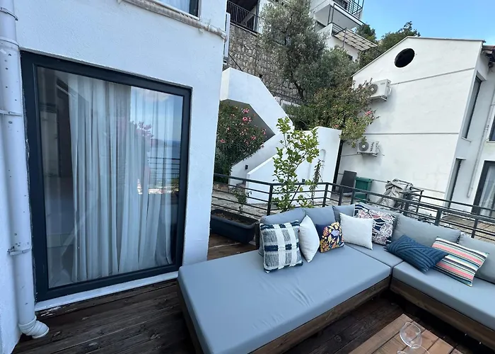 Sweet - Sea View With One Bedroom Apartment