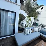 Sweet - Sea View With One Bedroom Apartment