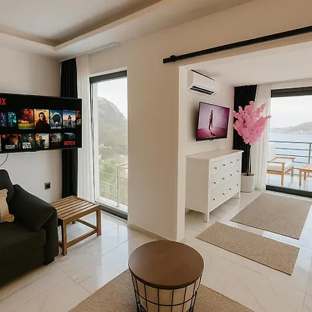 Sweet Home Turunc - Sea View Suites With One Bedroom *